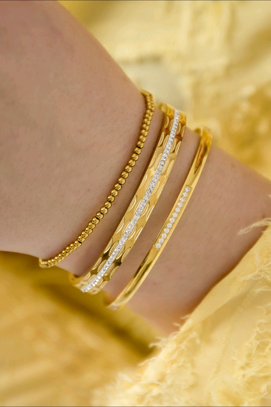 Ball bracelet
