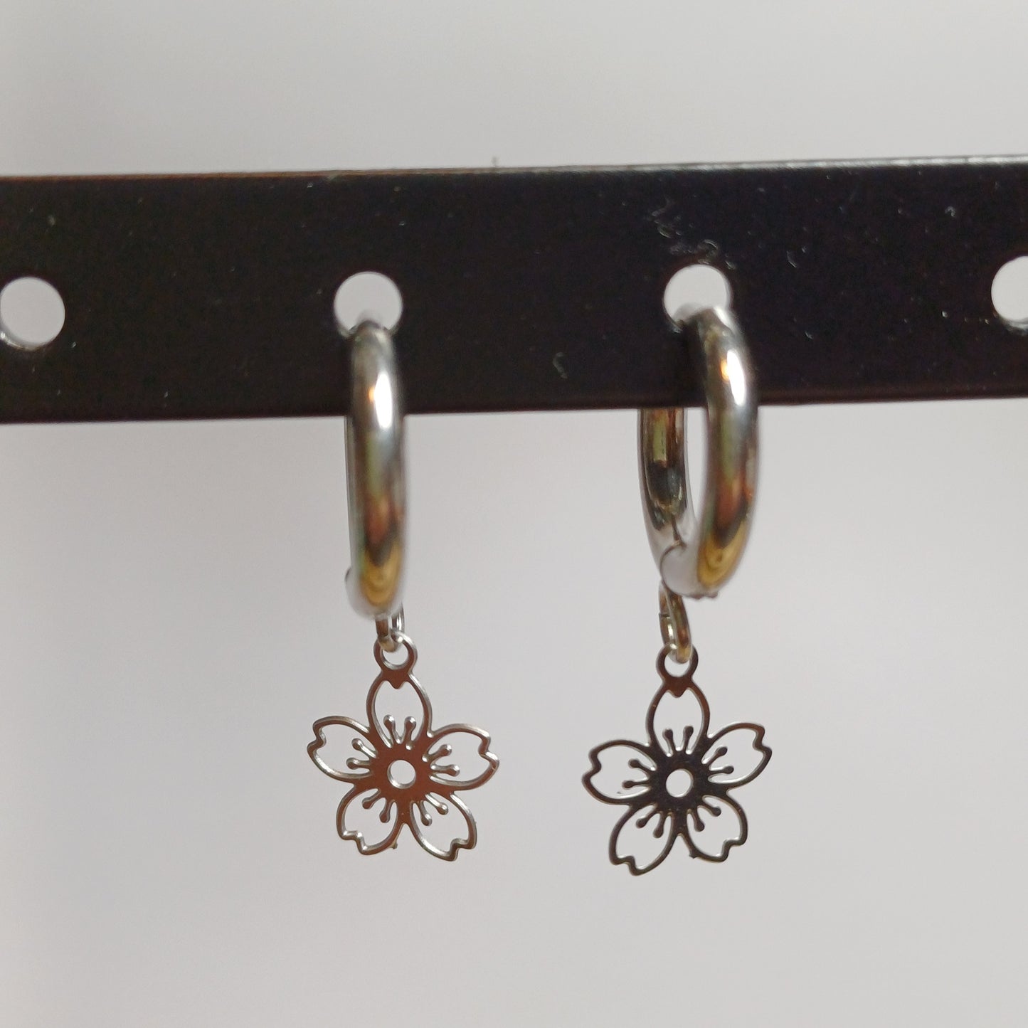 Fine flower earrings