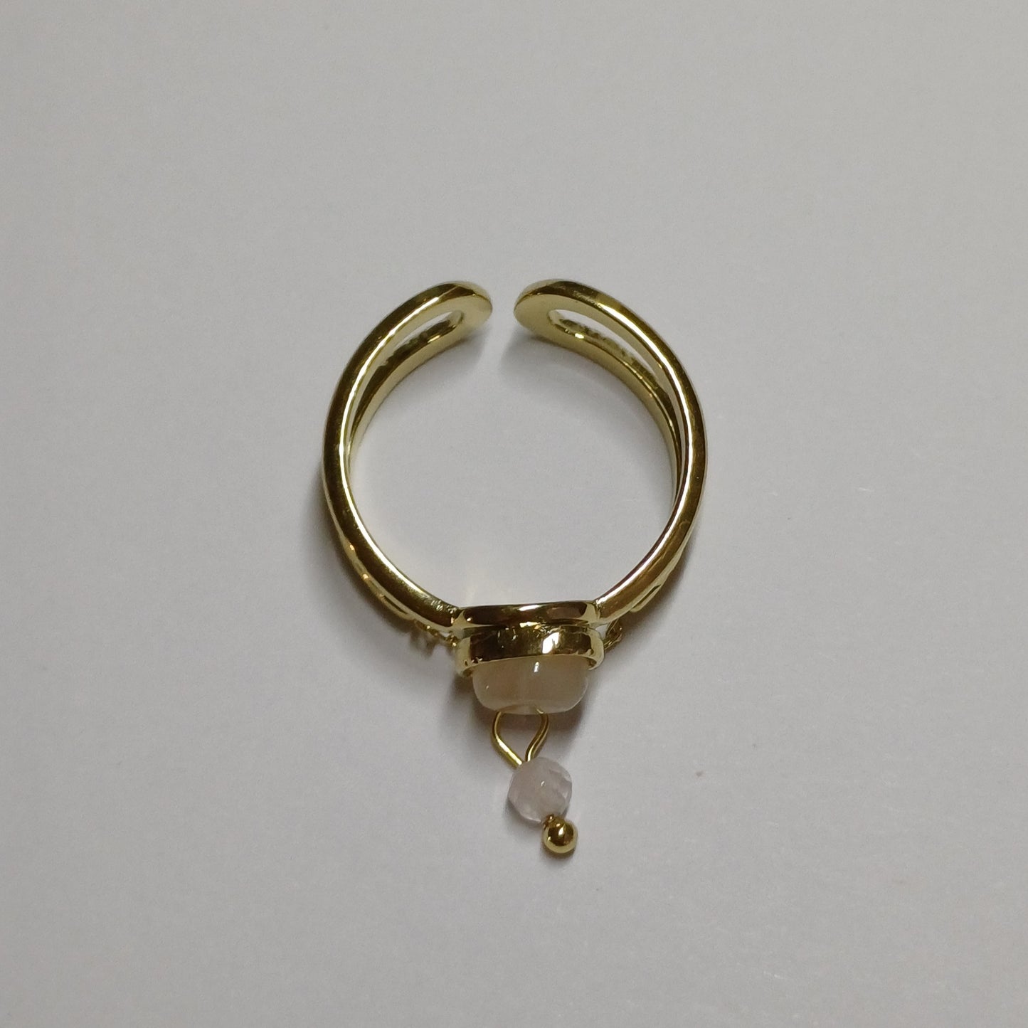 Gold of white ring
