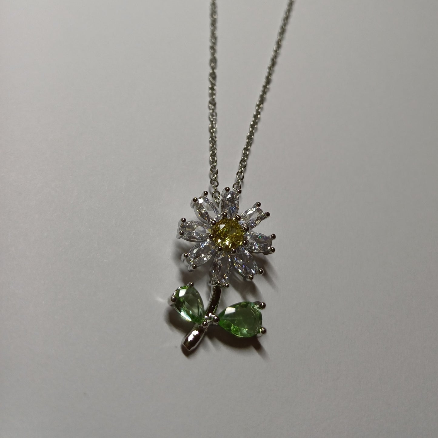 Sunflower chain silver