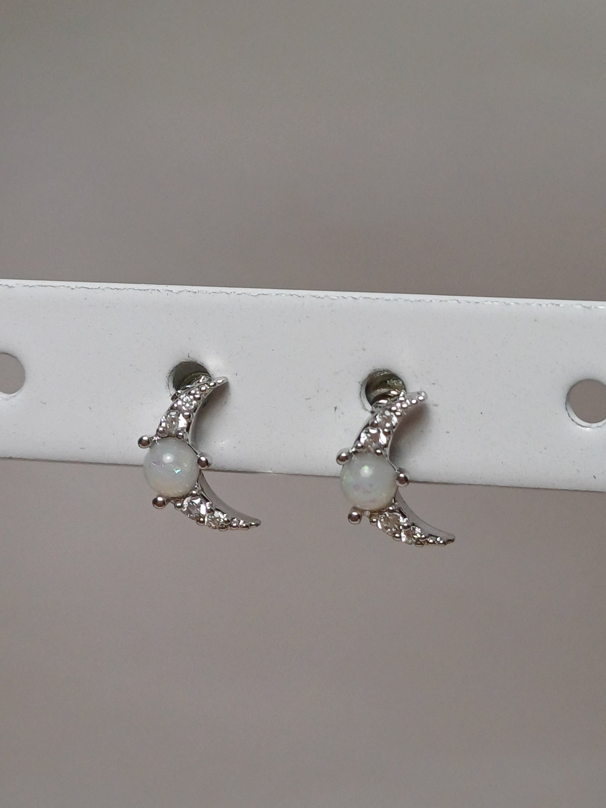 Cute moon earrings.