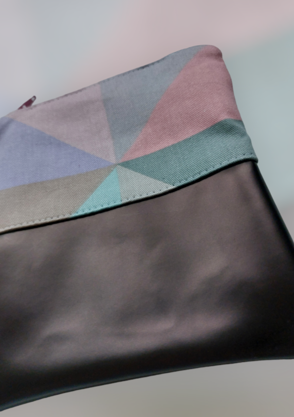 Roze paarden etui