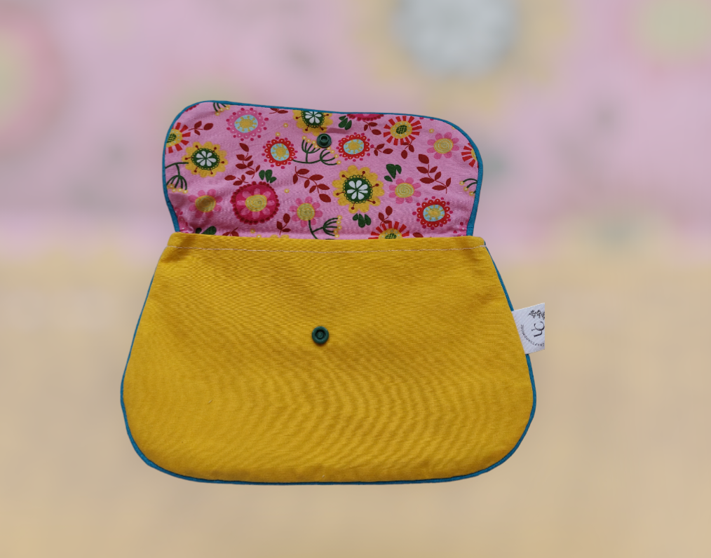 Flower power etui