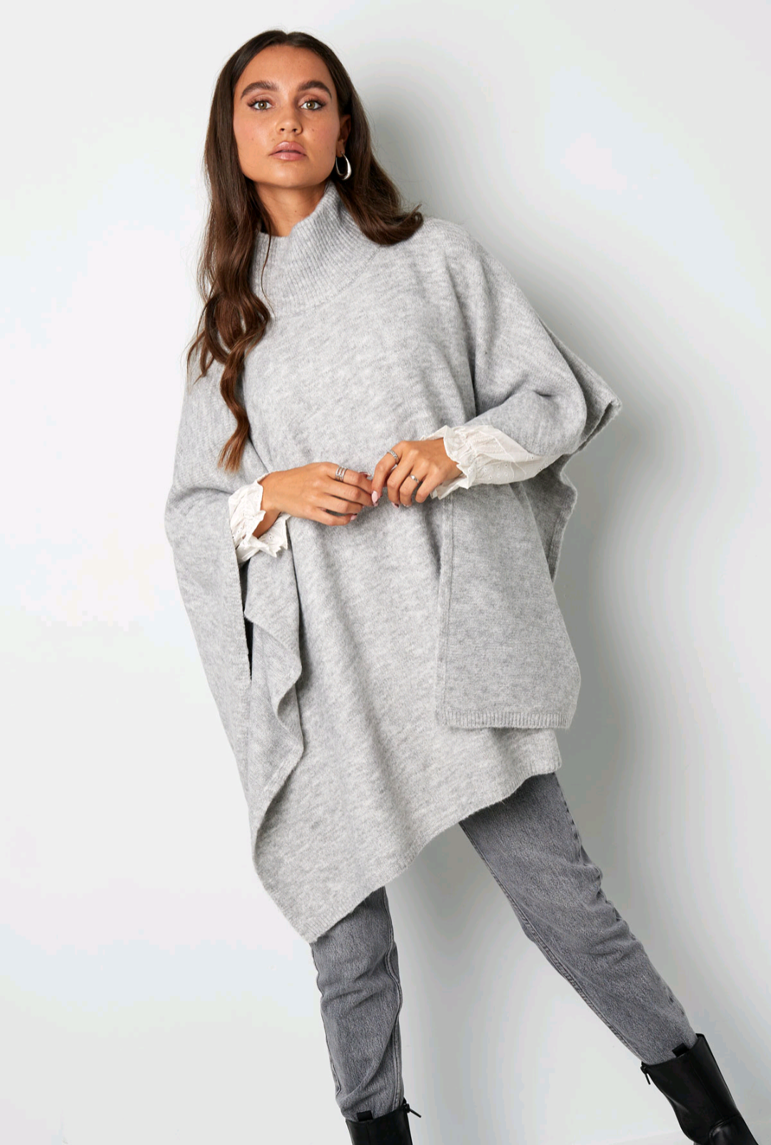 Basic poncho gray