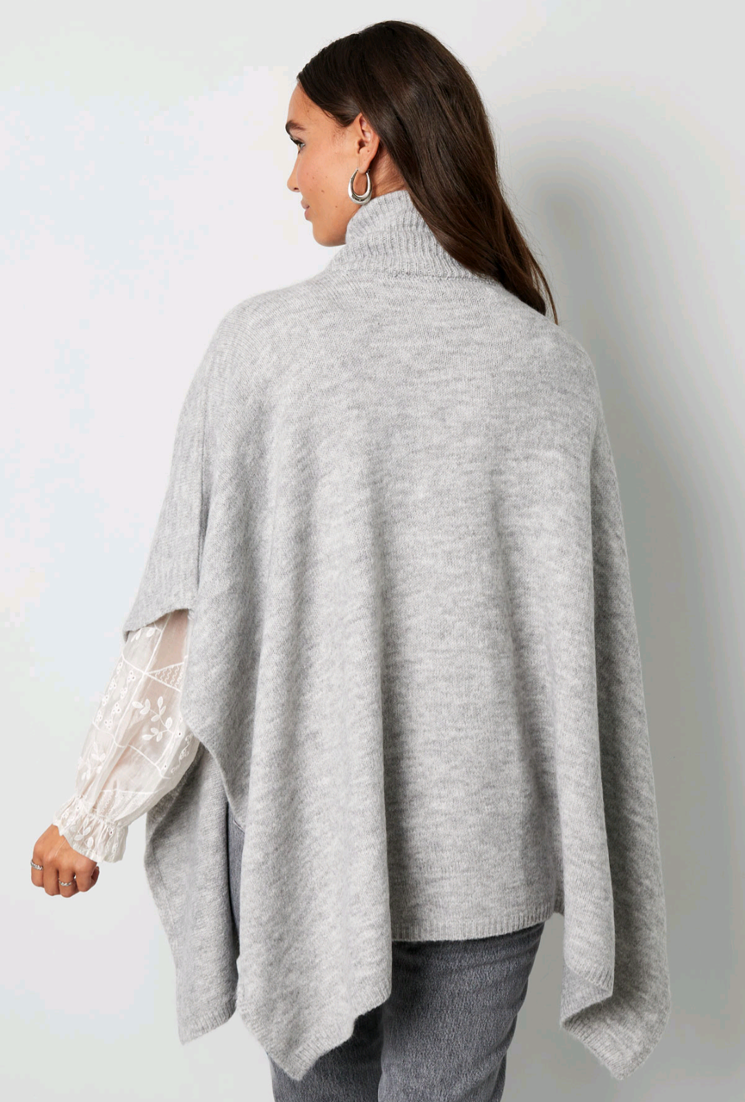 Basic poncho gray