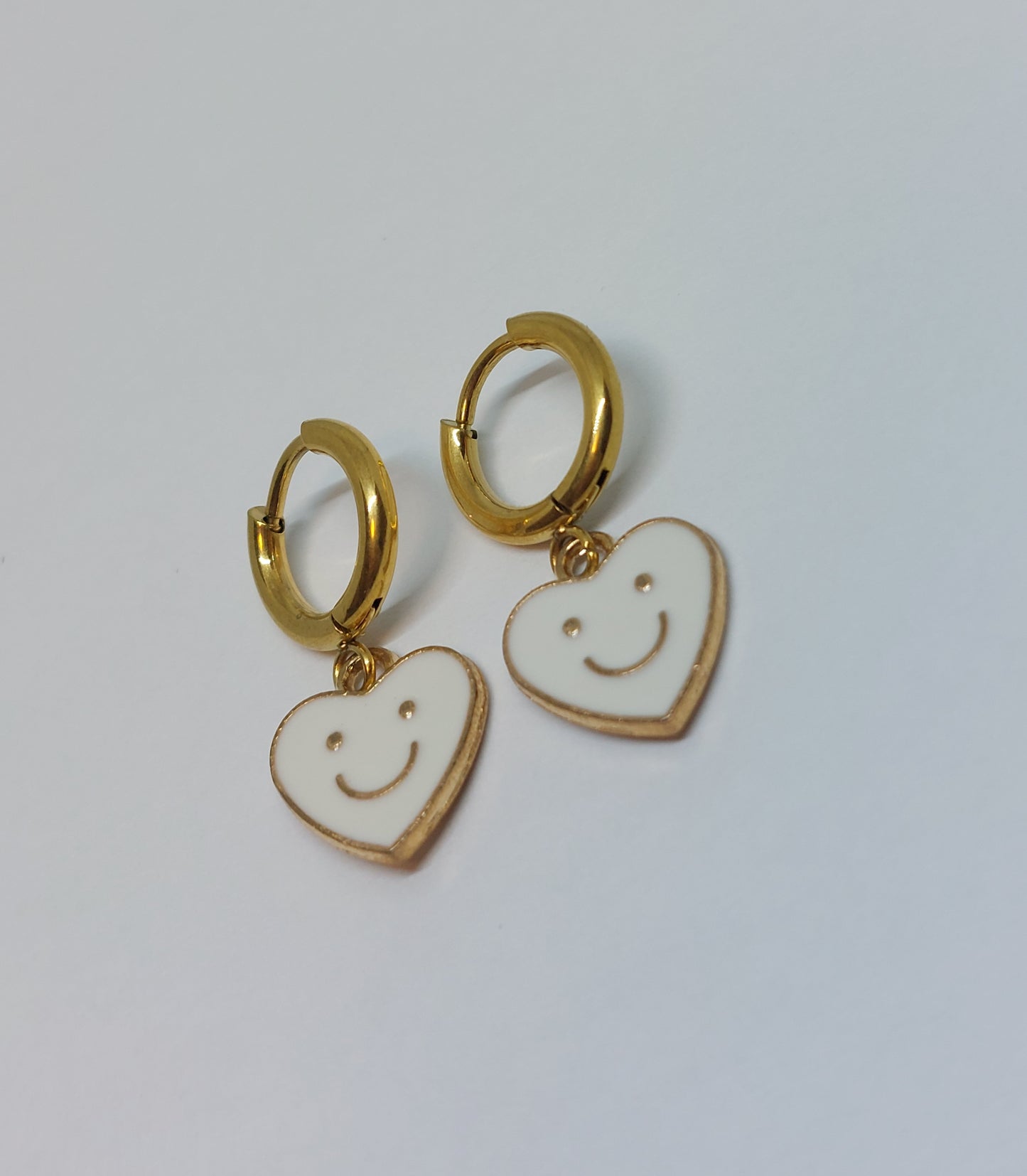 Smiley heart earrings