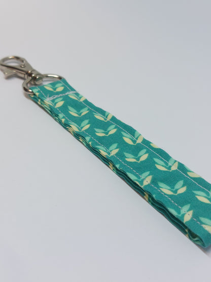 Leaves keychain