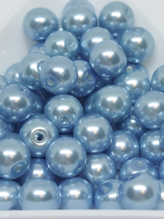 Glazen licht blauwe kralen