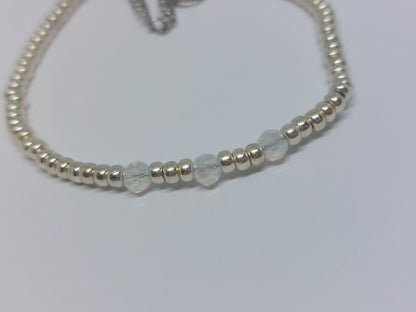 Silver diamond armband