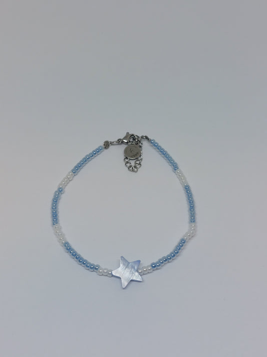 Blue star armband