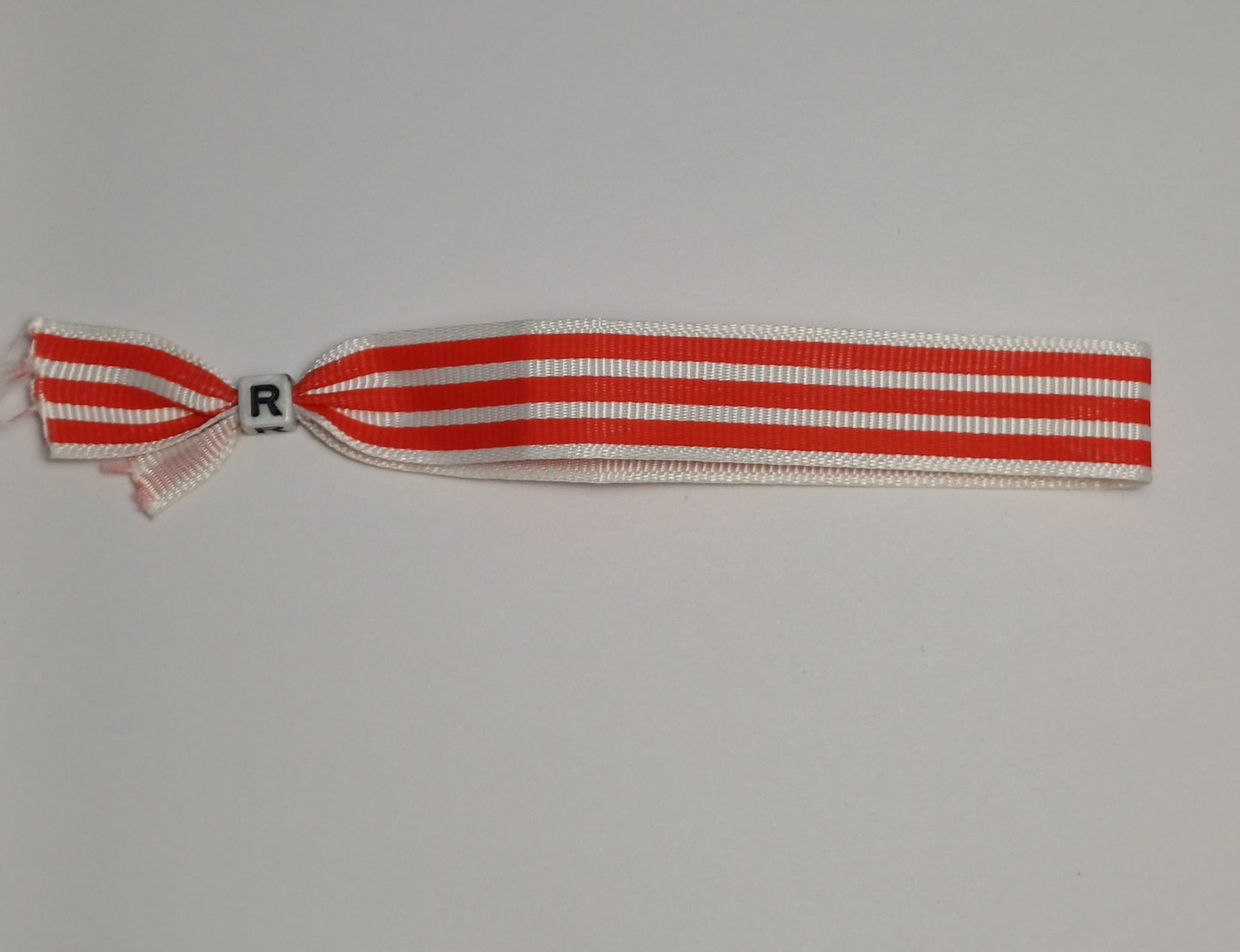 Red/white strap