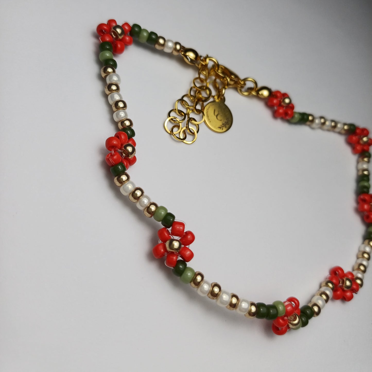 Red flower bracelet