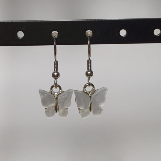 Butterfly earrings white