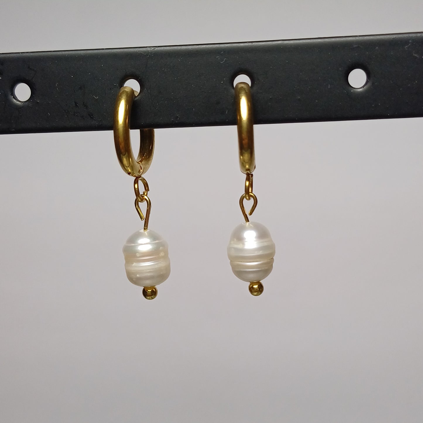 Freshwater pearl earrings