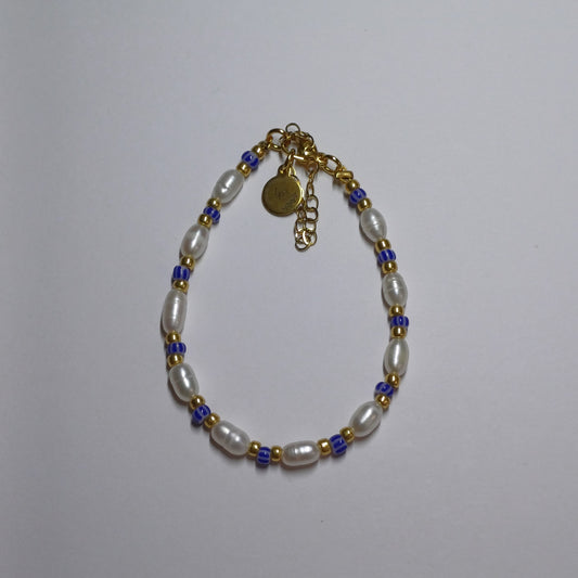 Royal pearl bracelet