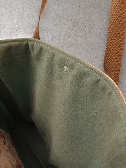 Soft wildflowers handtas