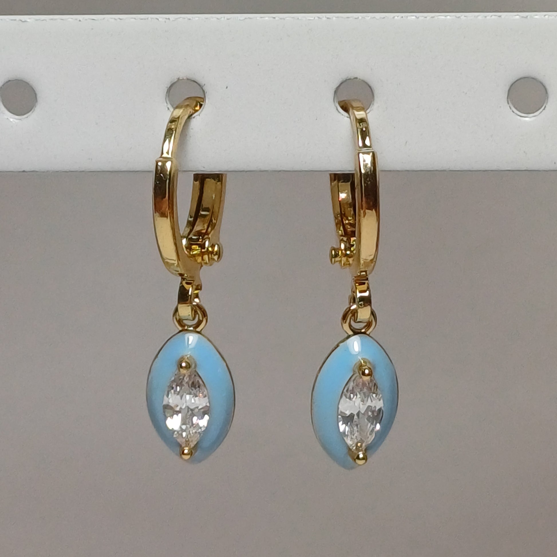 Blue drop earrings.