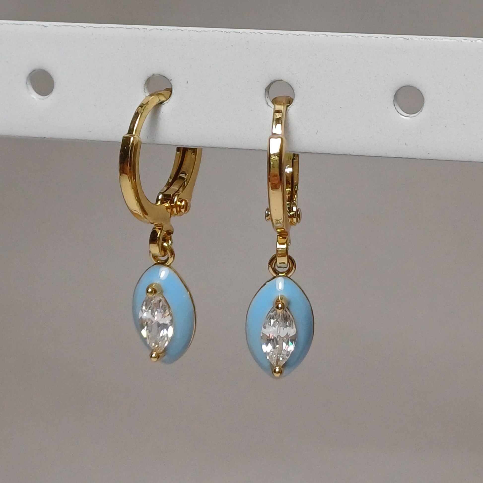 Blue drop earrings.