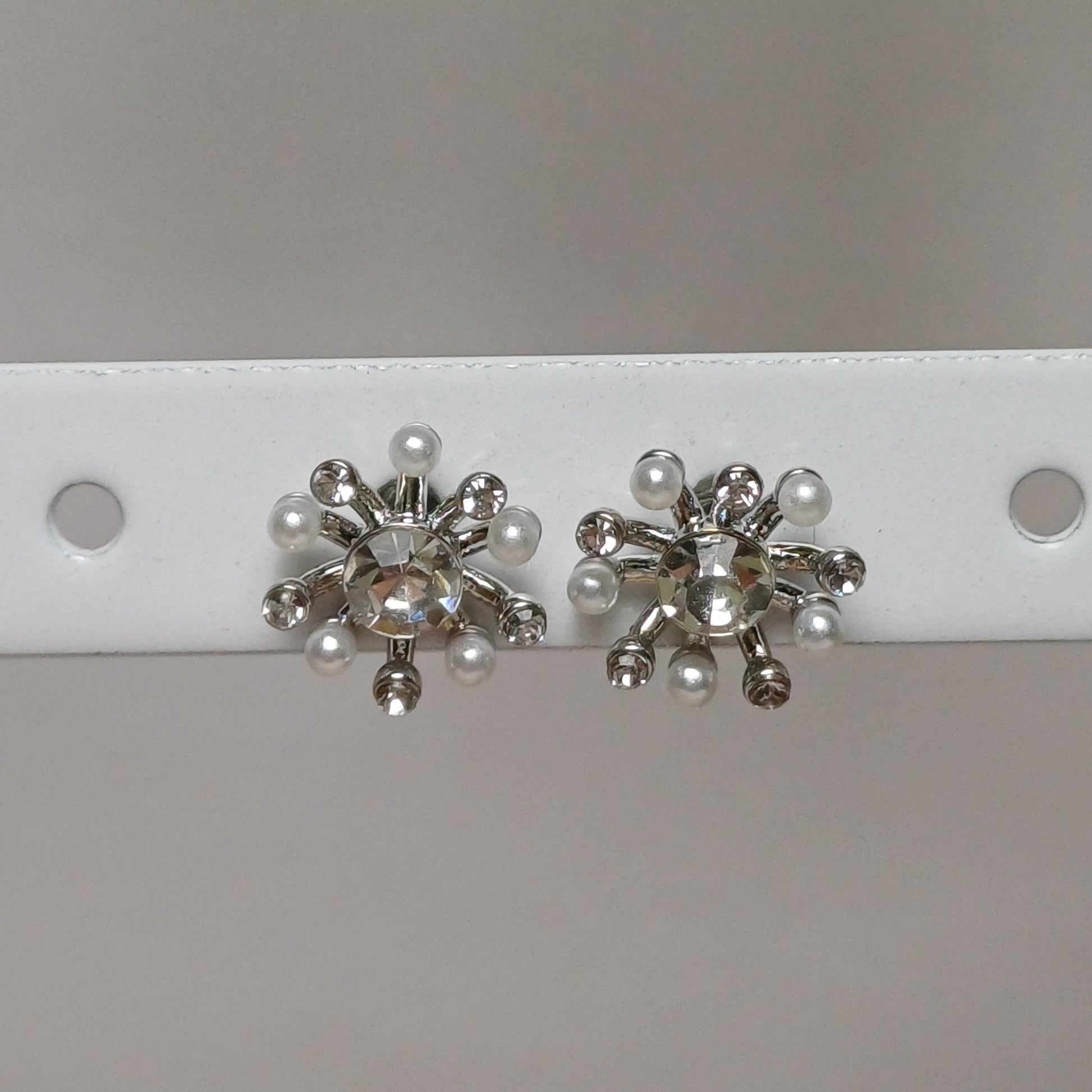 Cute flower earrings.