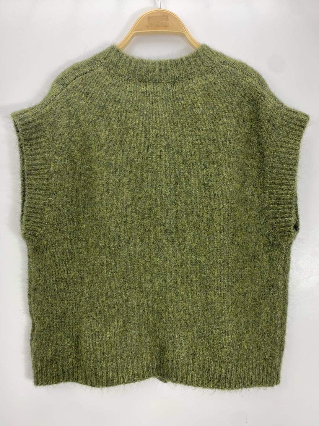 Pippa sleeveless cardigan