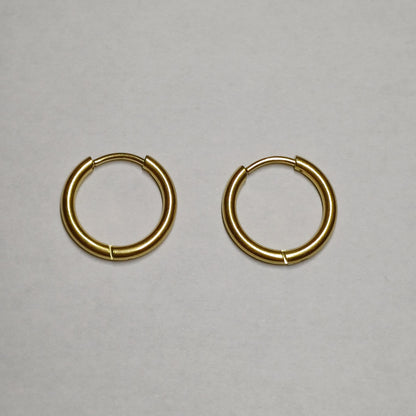 Simple hoops gold