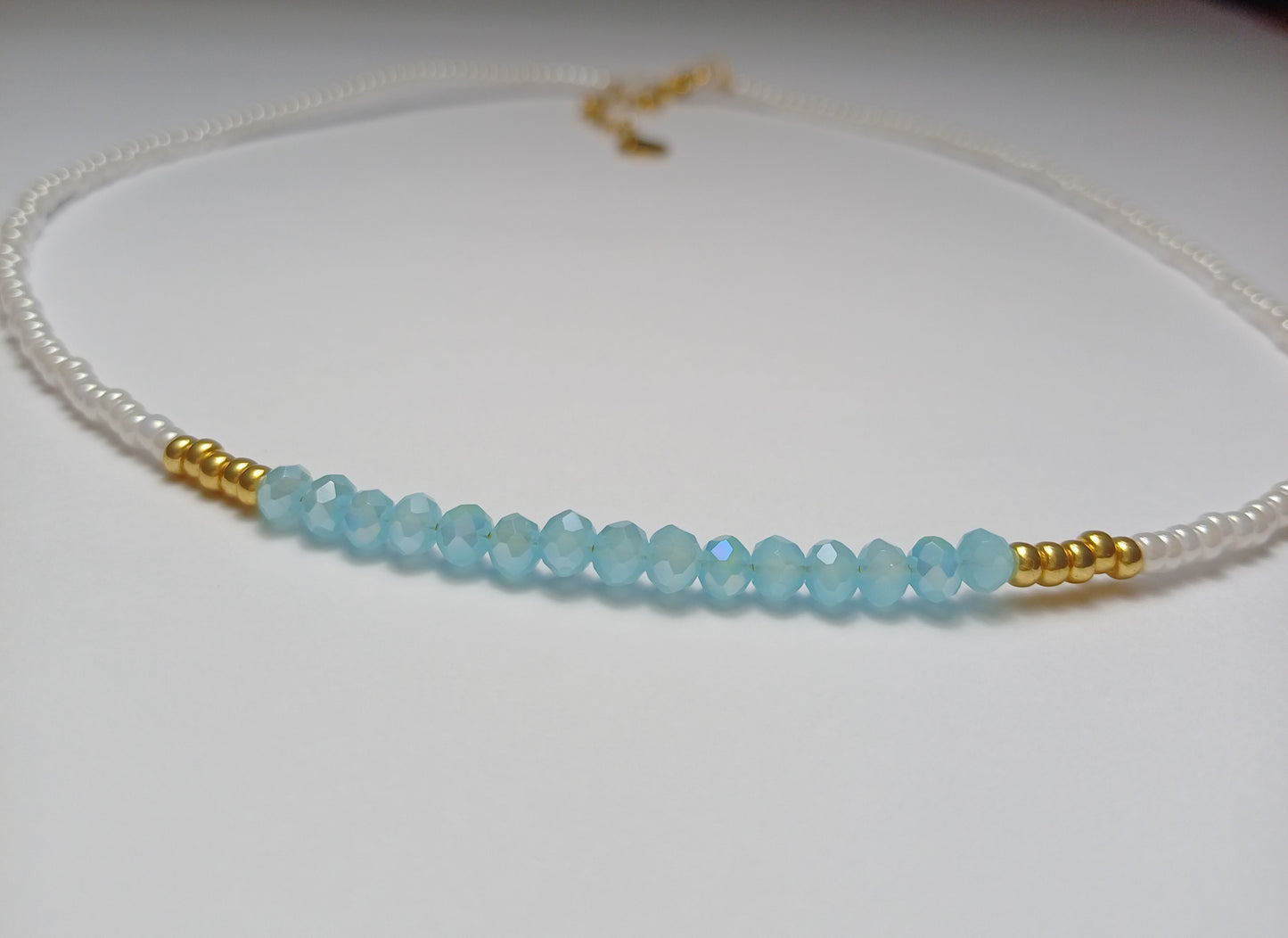 Blue diamond ketting