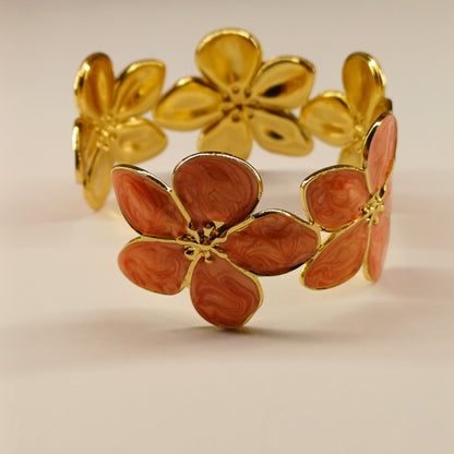 Blossom bracelet peach