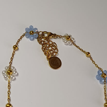Blauwe bloemen ketting
