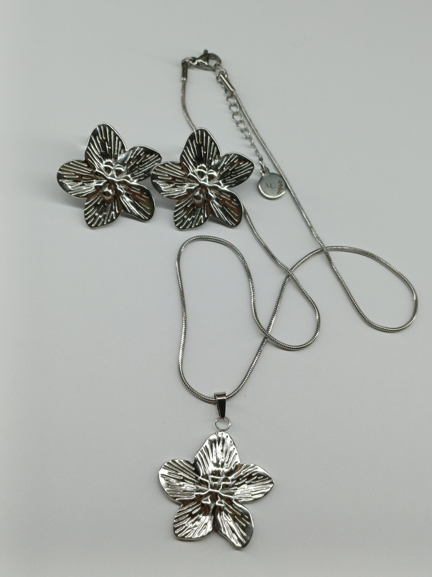 Blossom chain zilver