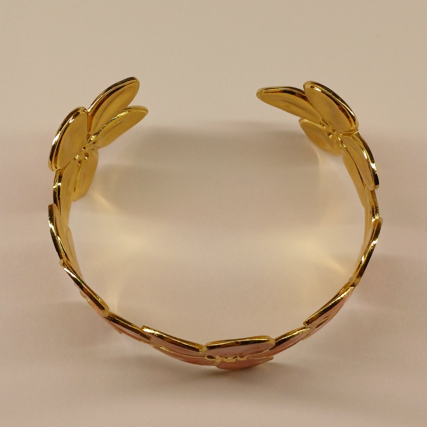 Blossom bracelet peach