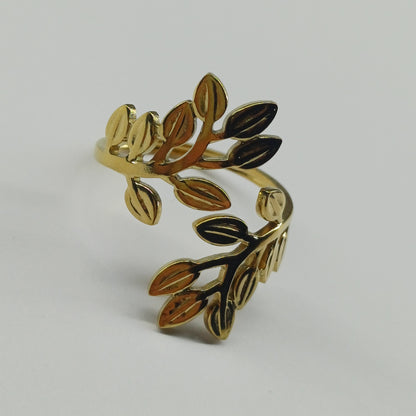 Leaves ring