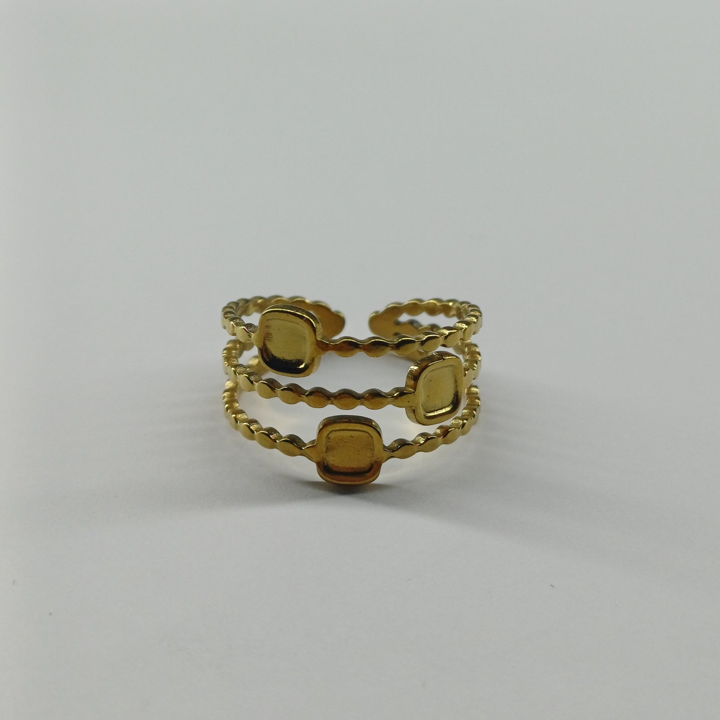 Maya ring