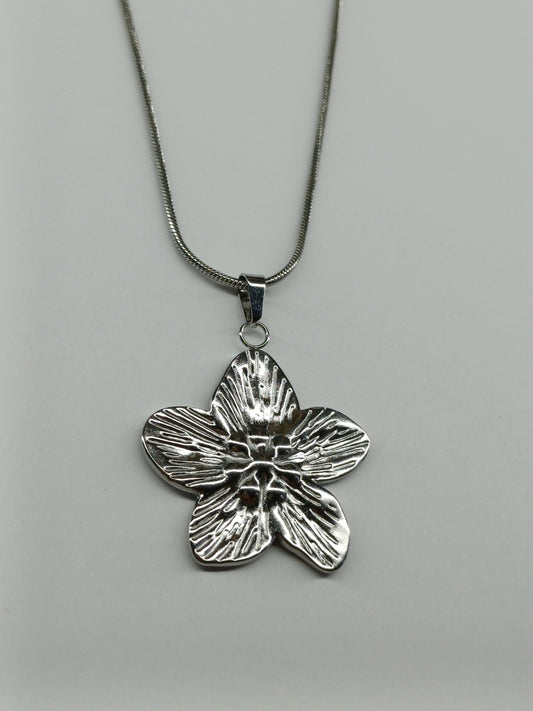 Blossom chain zilver