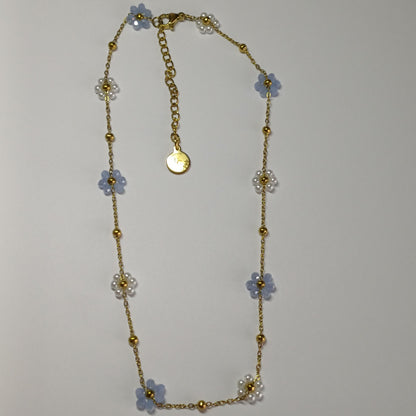 Blauwe bloemen ketting
