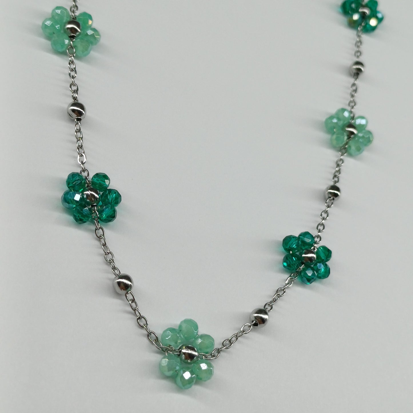 Groene bloemen ketting