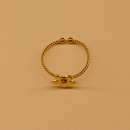 Golden Daisy Ring