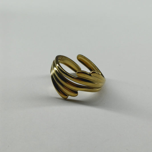 Cleo ring