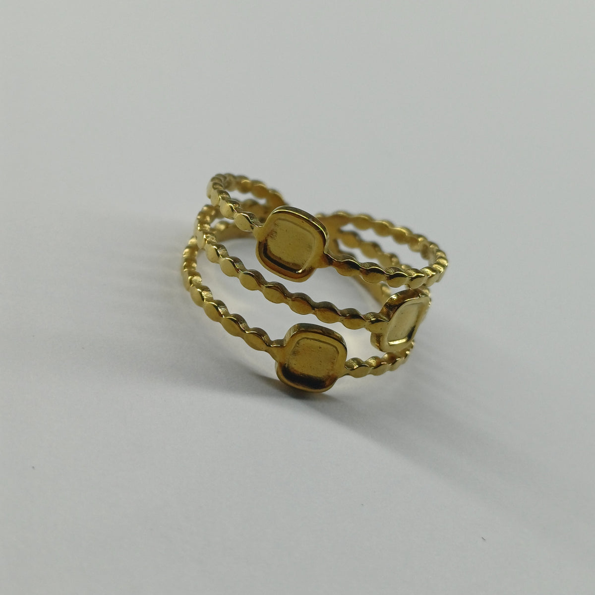 Maya ring